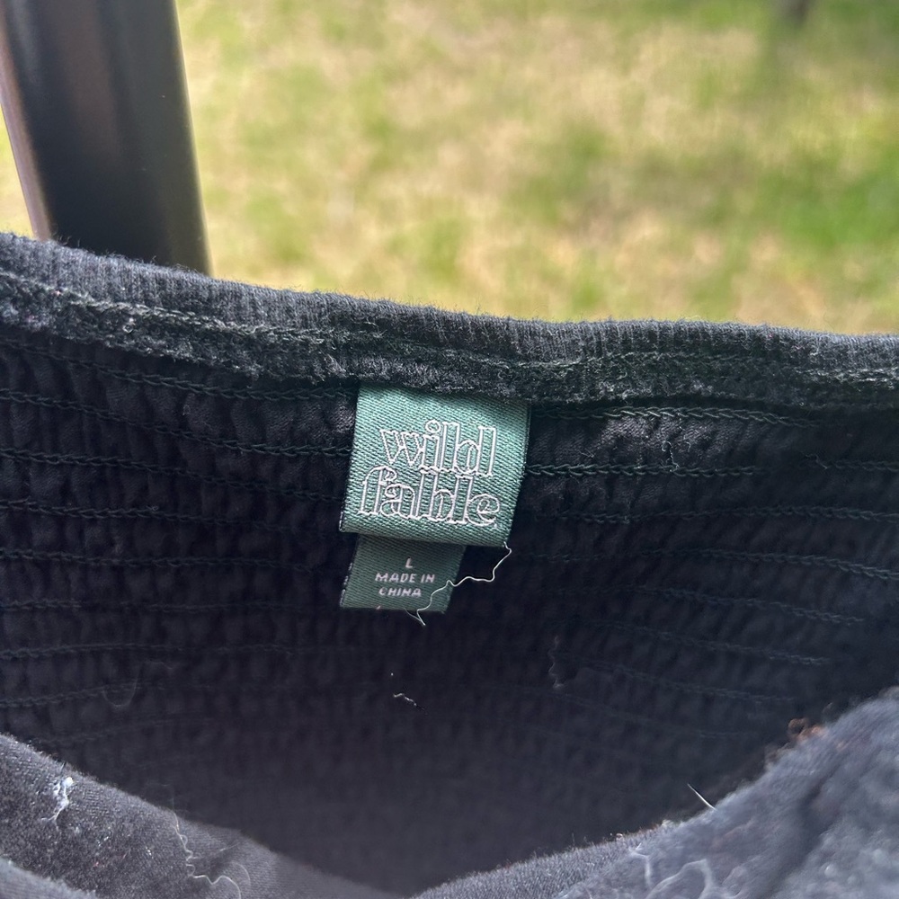 Black Ruched Crop Top - Picture 2 of 2